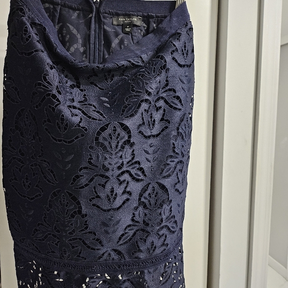 JACKET AND Skirt - Picture 3 of 6